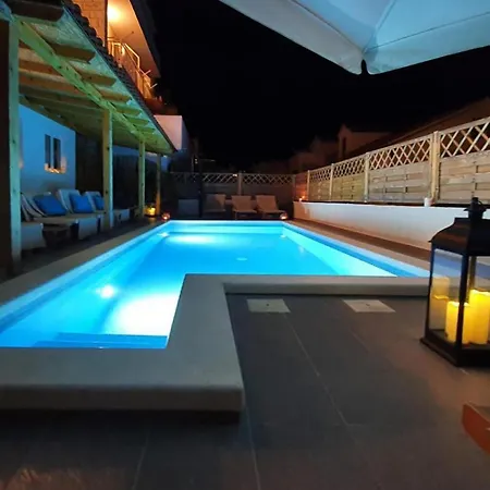 Apartman Amazing In Hvar With House Sea View Hvar Town